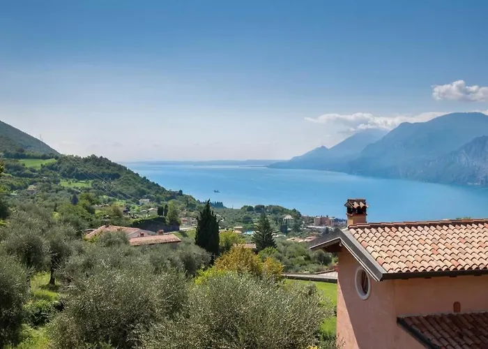 Вилла Casale San Michele