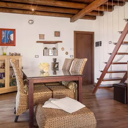 וילה Casale San Michele מאלצ'סינה