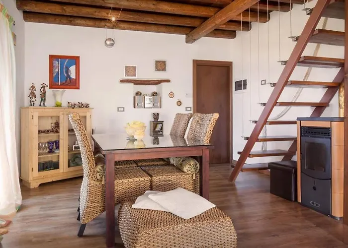 וילה Casale San Michele מאלצ'סינה